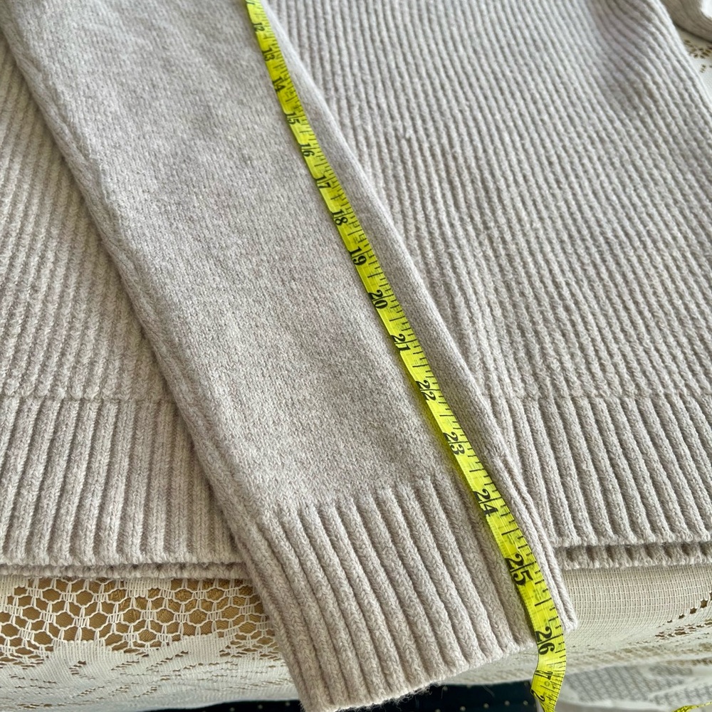 Old Navy Cream Ribbed Knit Sweater - Picture 12 of 12